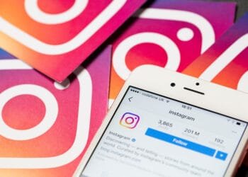 bio-do-instagram-eccentric-raczum